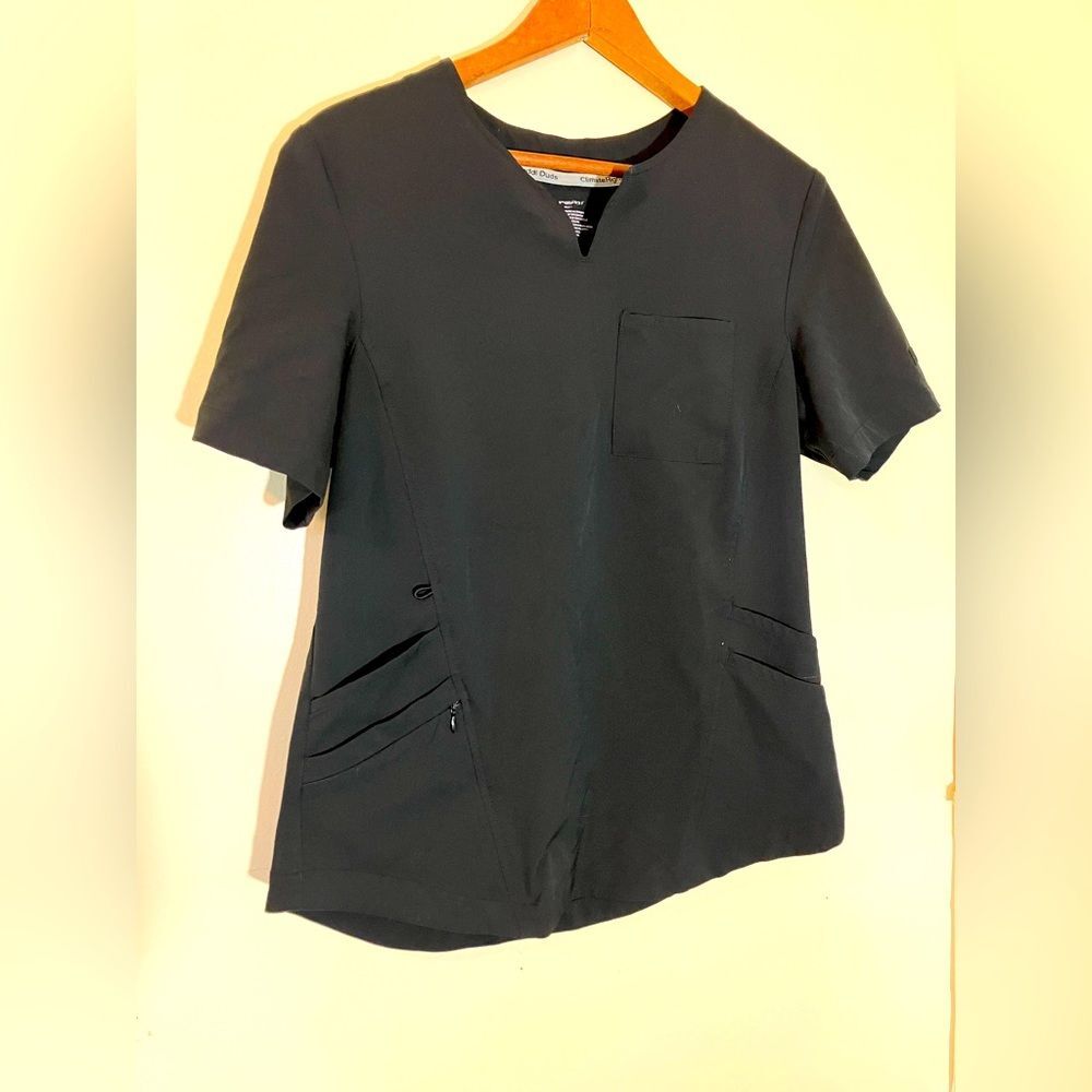 Climate Right scrub top, black, excellent condition, size small